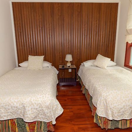 Hotel Milodon Πουέρτο Νατάλες Εξωτερικό φωτογραφία